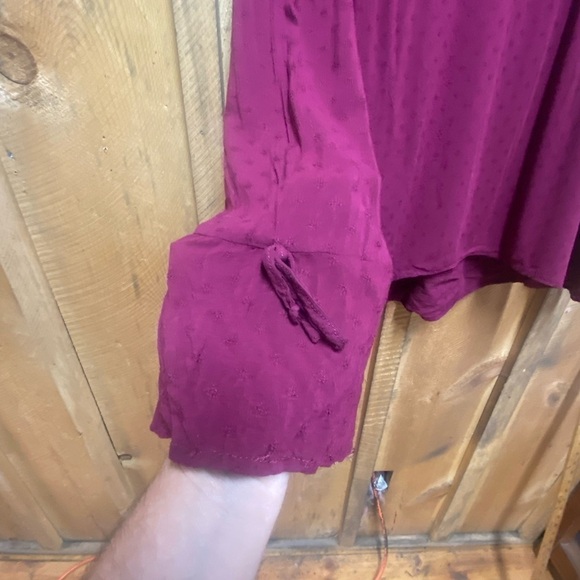 Maurices Burgundy Lace Yoke Long Sleeve Peasant Blouse Size 2 - Picture 6 of 9